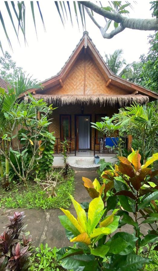 Kubu Artha Bungalow Nusa Penida Ped Eksteriør billede