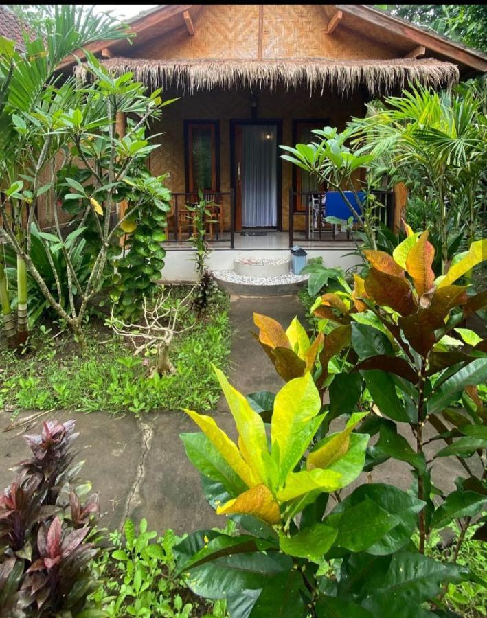 Kubu Artha Bungalow Nusa Penida Ped Eksteriør billede