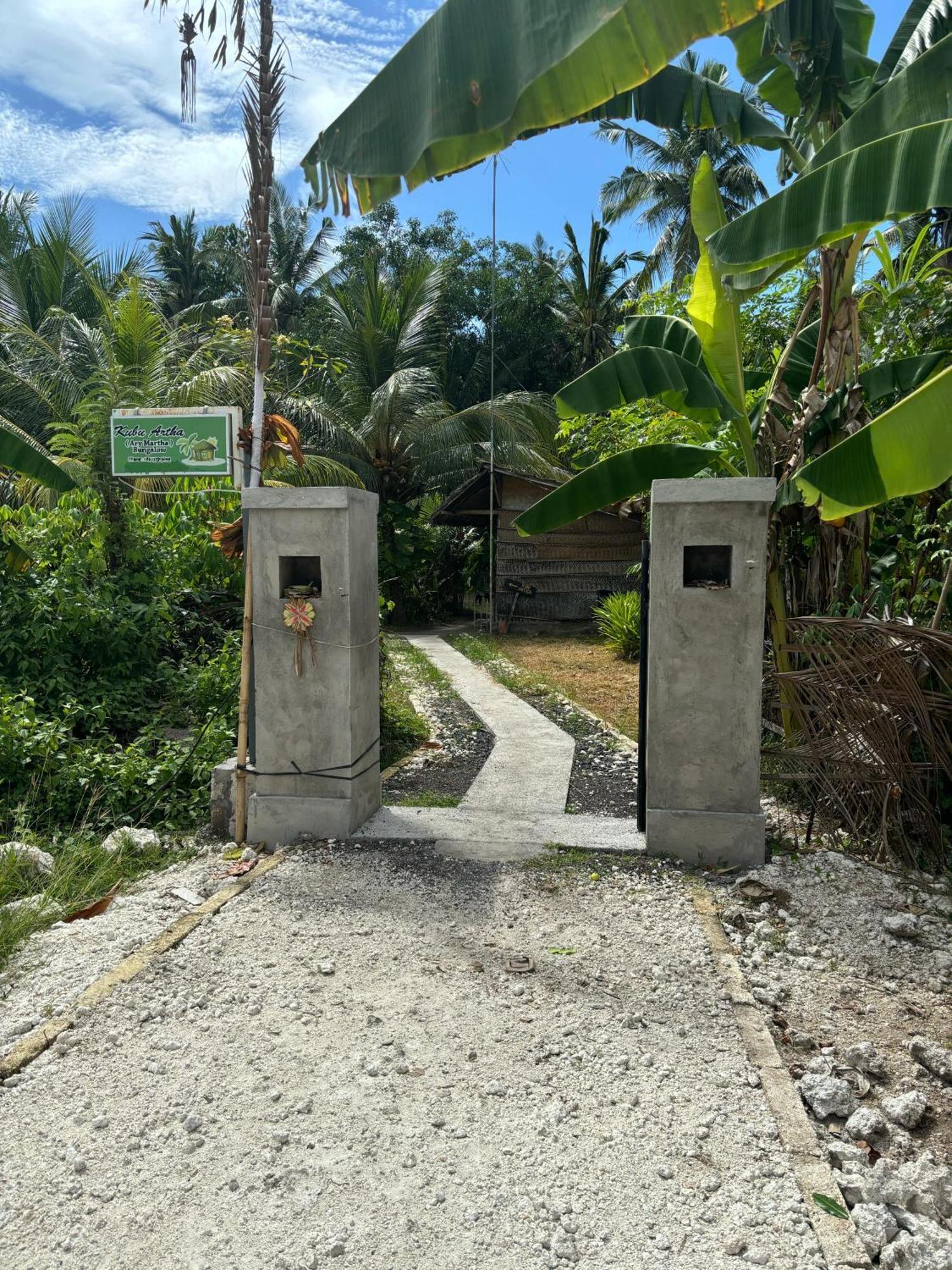 Kubu Artha Bungalow Nusa Penida Ped Eksteriør billede